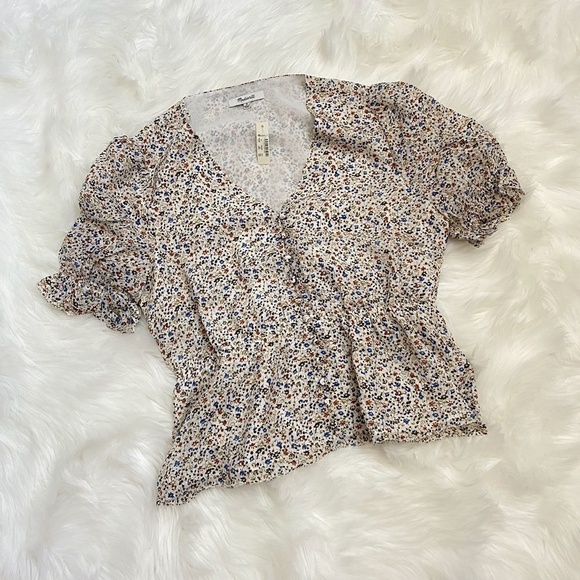 Silk V-Neck Peplum Popover Top in Fieldwalk Floral - Picture 7 of 9